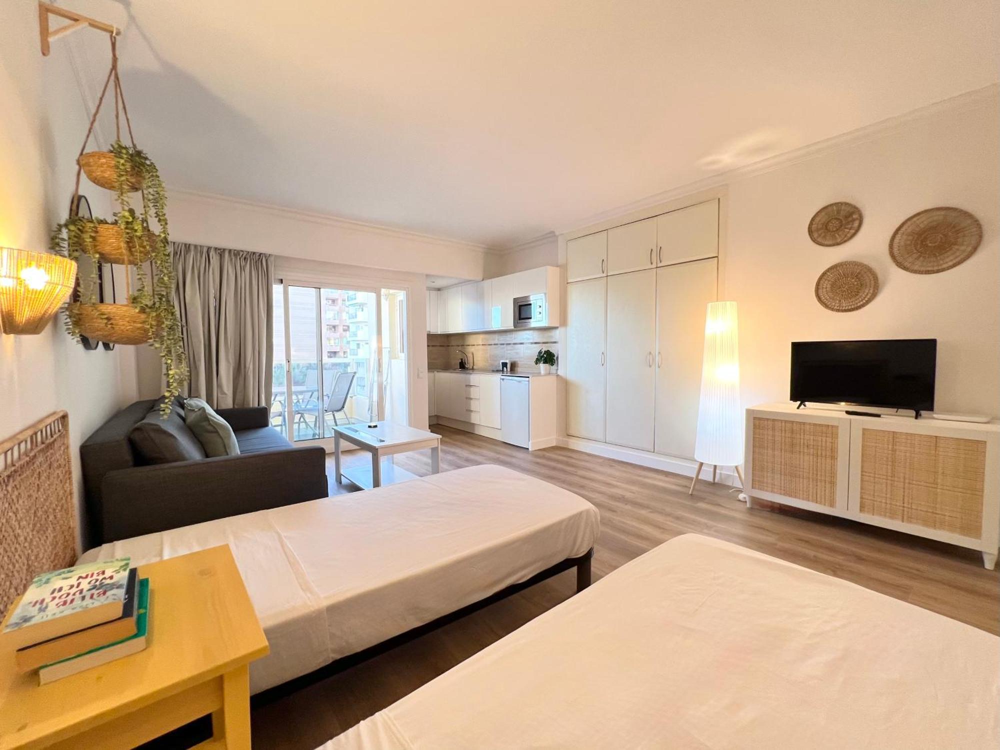 Pyr Beach And Pool Studio I Fuengirola Kültér fotó