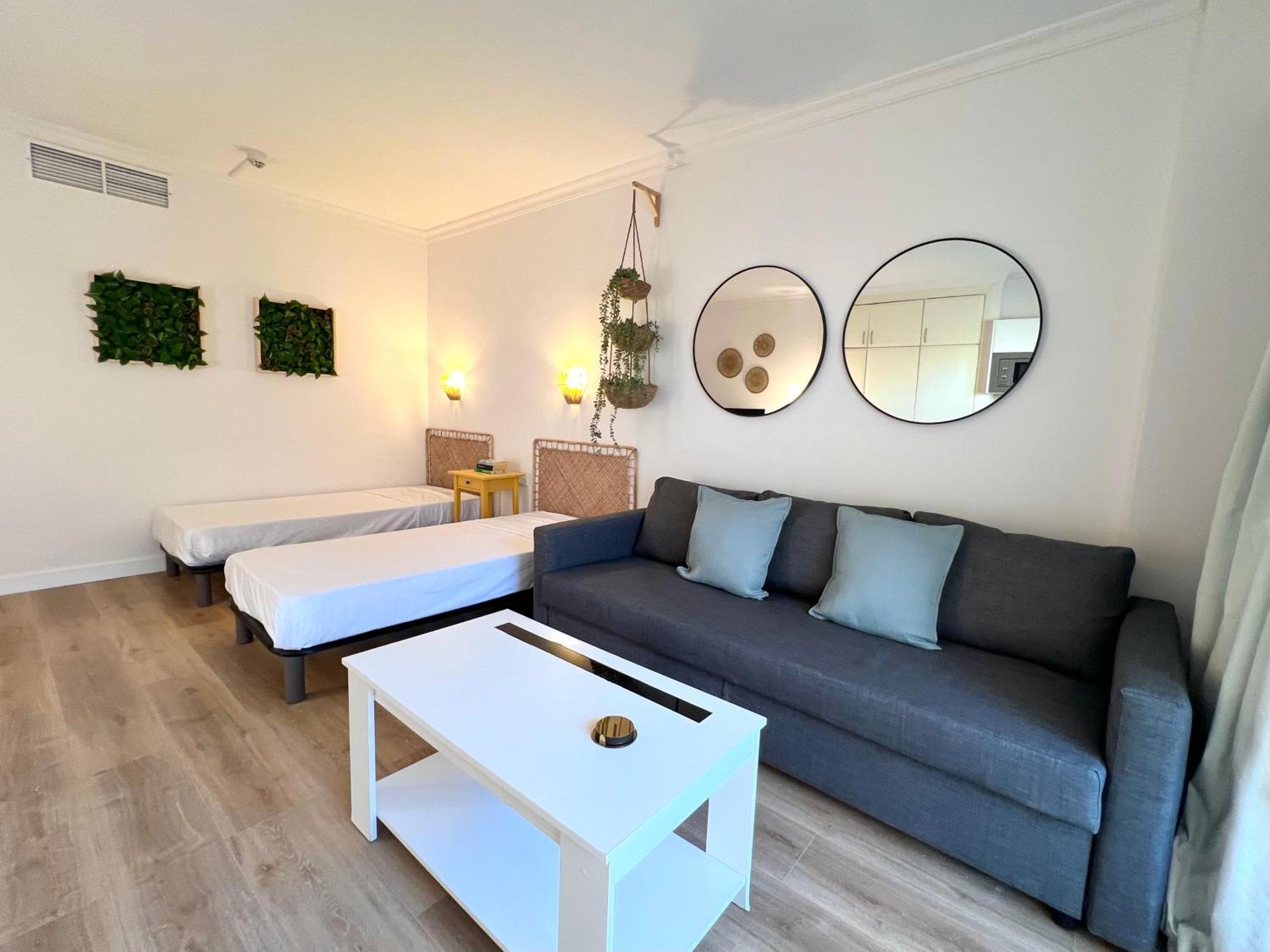 Pyr Beach And Pool Studio I Fuengirola Kültér fotó