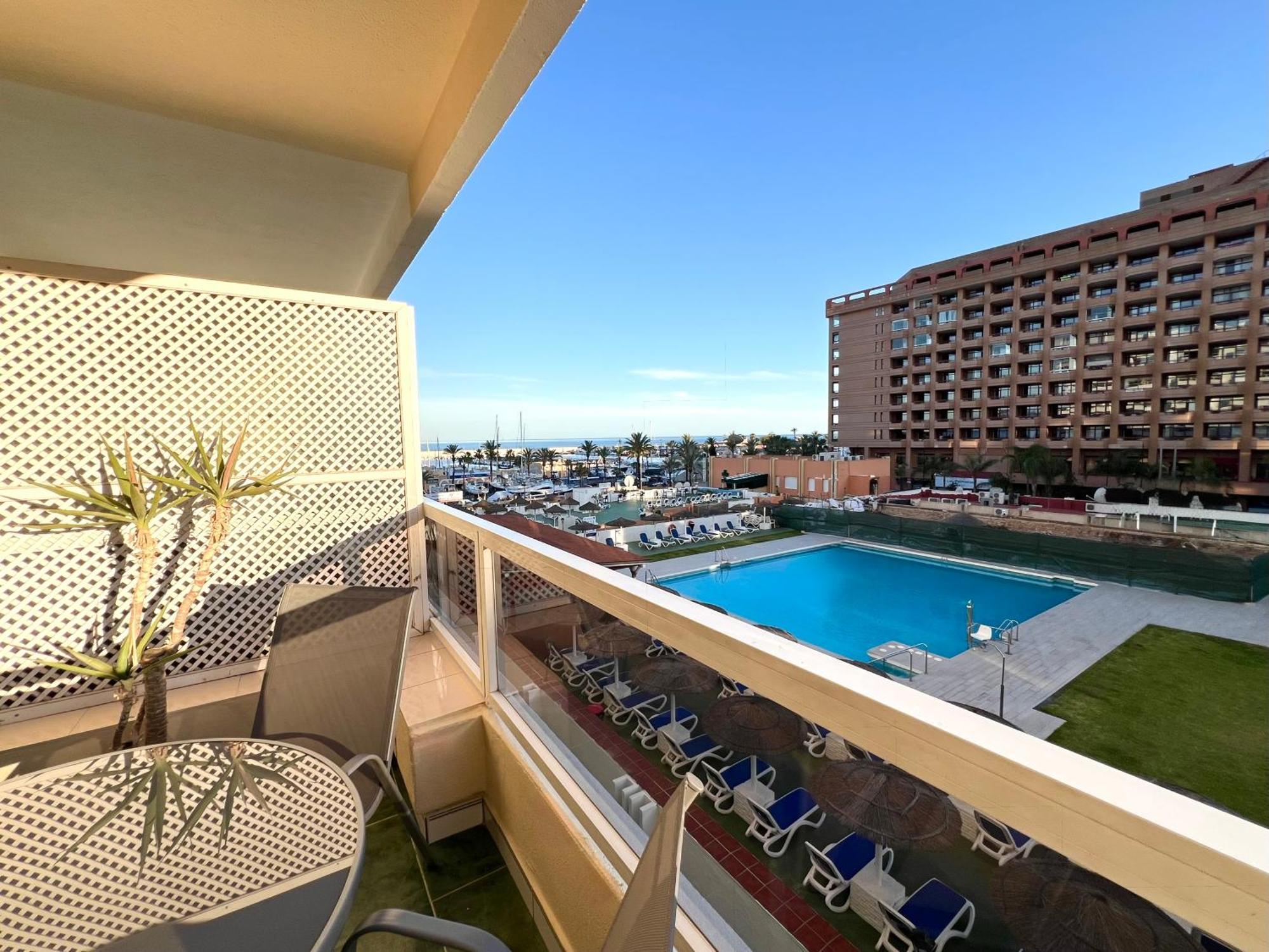 Pyr Beach And Pool Studio I Fuengirola Kültér fotó